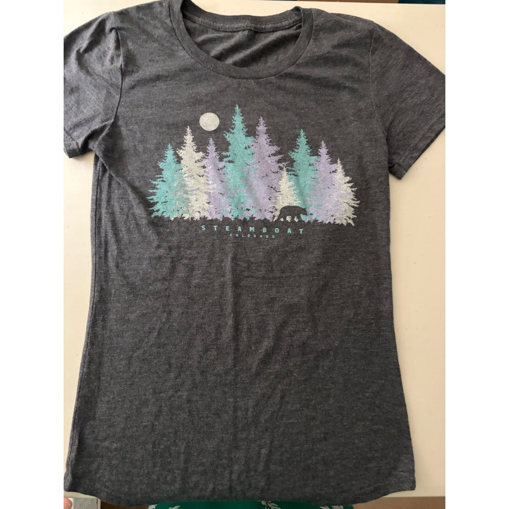Steamboat Colorado Graphic T-Shirt Gray Bear Pine Trees Souvenir Tee